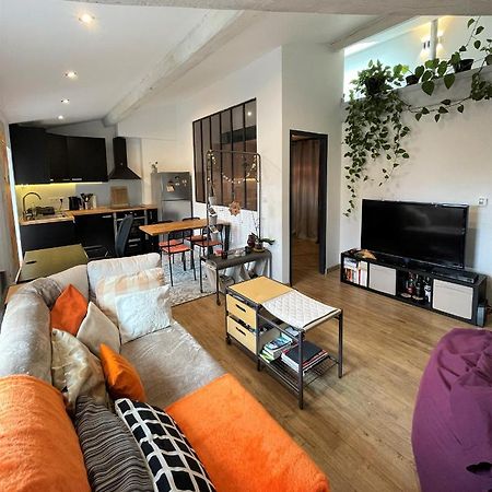 Апартаменты T2 De 40 M2 - Facile D'Acces, Lumineux Et Au Calme Saint-Genet-Lerpt Экстерьер фото