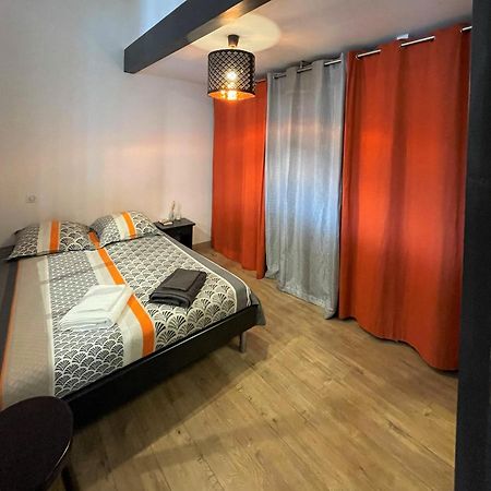 Апартаменты T2 De 40 M2 - Facile D'Acces, Lumineux Et Au Calme Saint-Genet-Lerpt Экстерьер фото