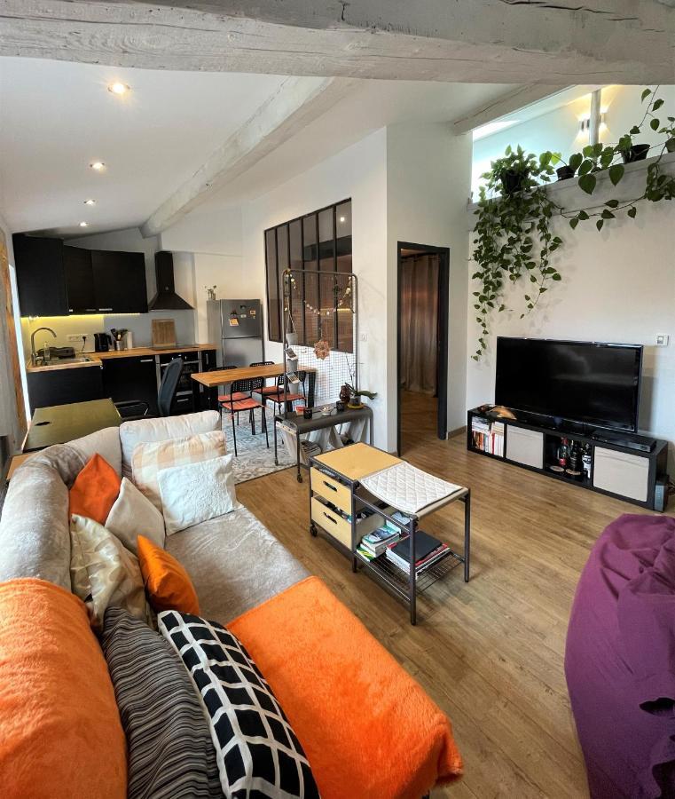Апартаменты T2 De 40 M2 - Facile D'Acces, Lumineux Et Au Calme Saint-Genet-Lerpt Экстерьер фото